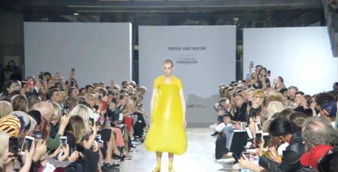 Rookie回归赛场，战术调整首场状态亮眼，曼联观众沸腾！